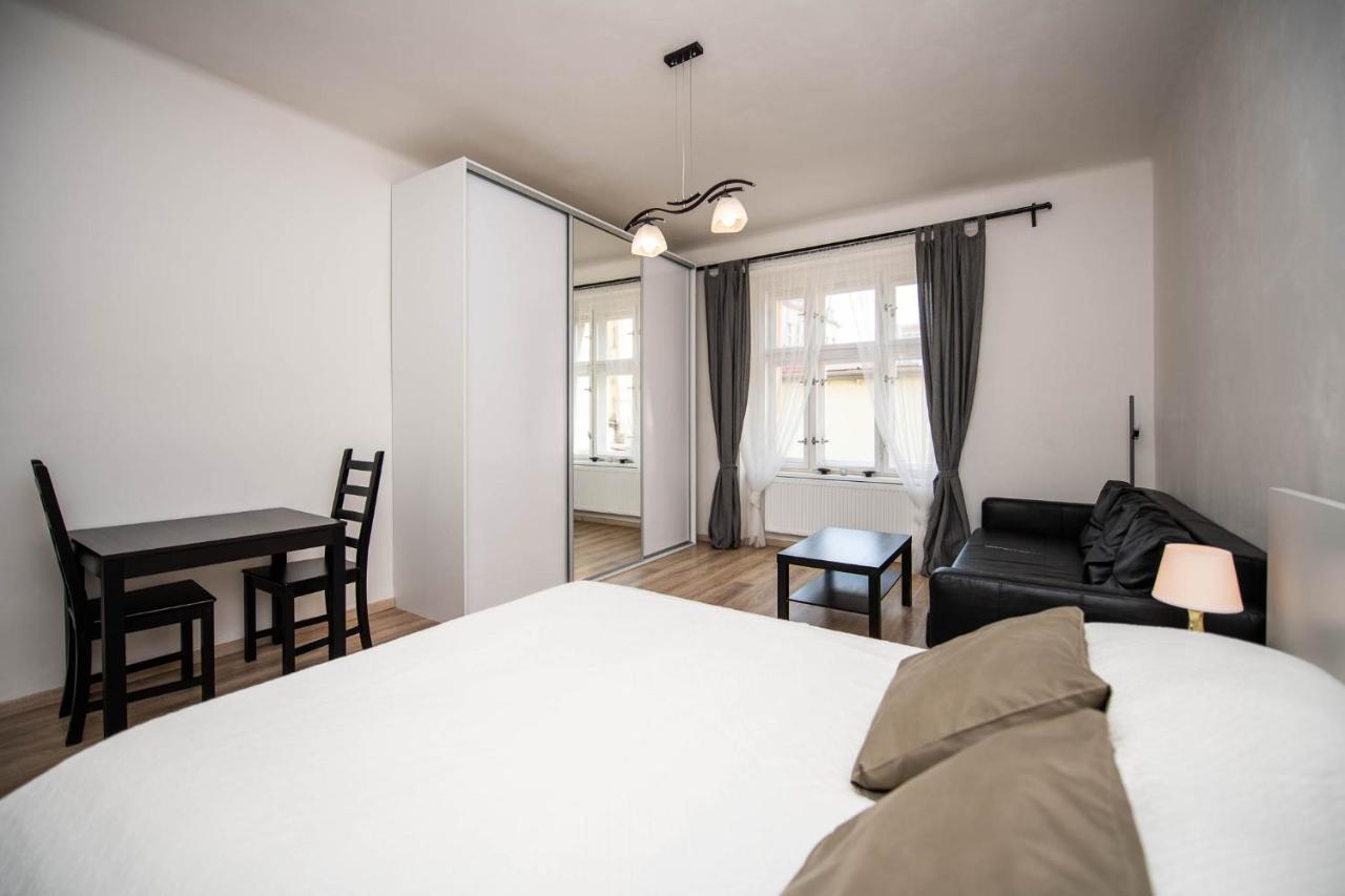 Central Accommodation Angel Prag Dış mekan fotoğraf